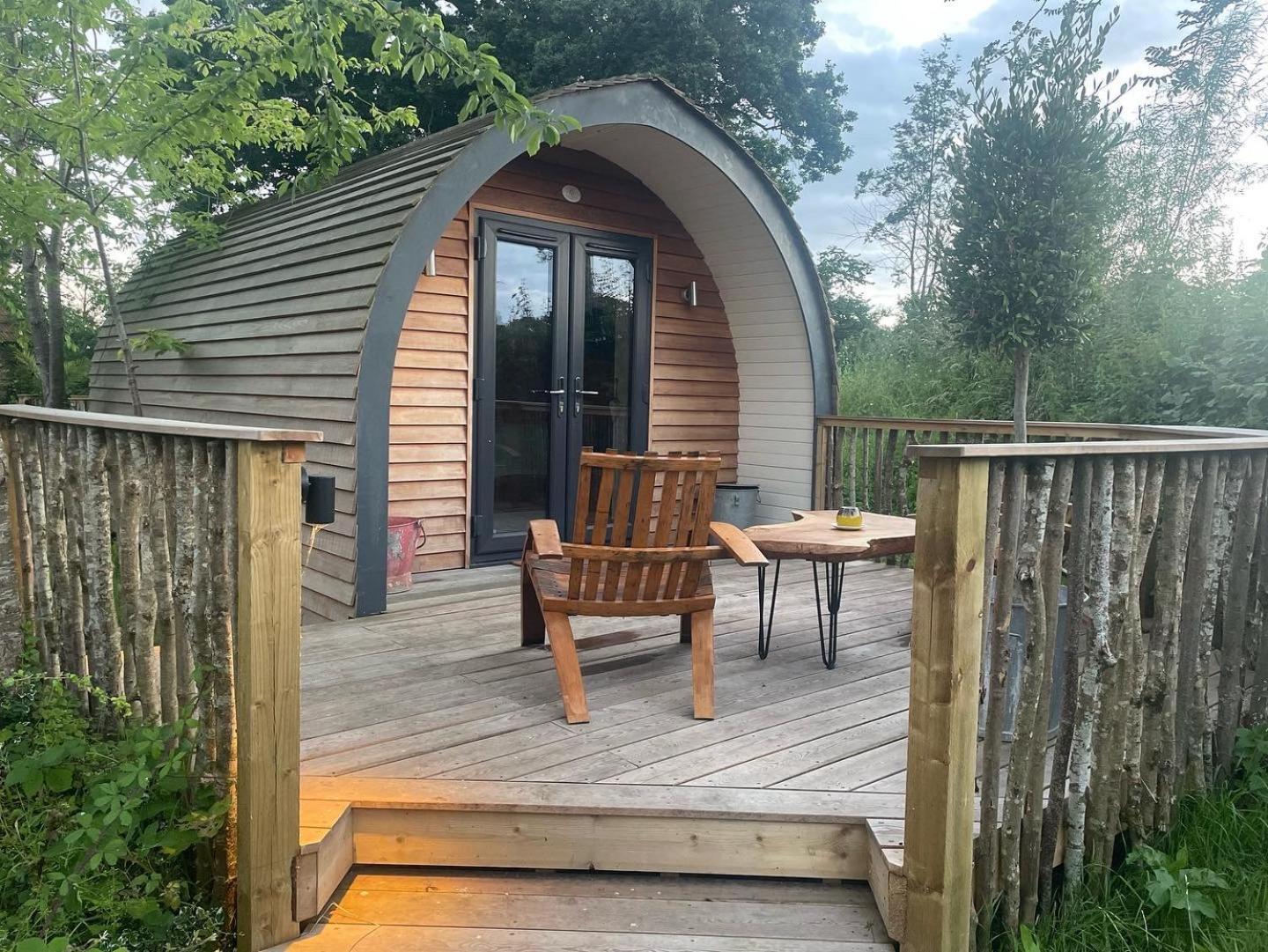 Pear Tree Inn Whitley Bagian luar foto
