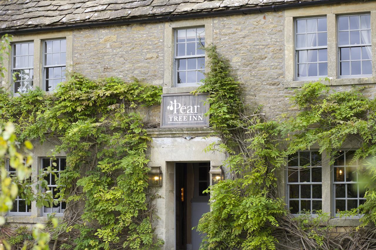 Pear Tree Inn Whitley Bagian luar foto