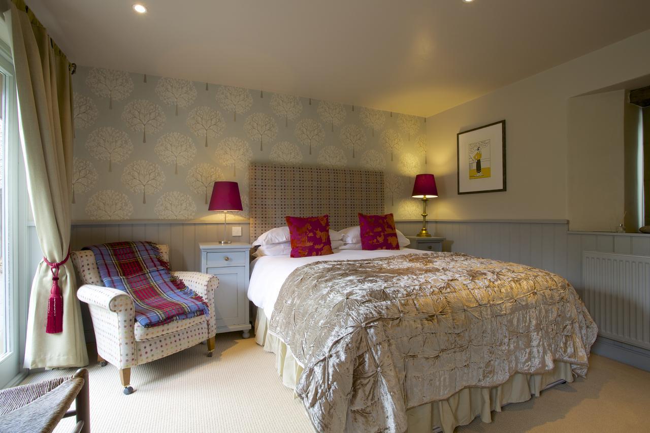 Pear Tree Inn Whitley Bagian luar foto
