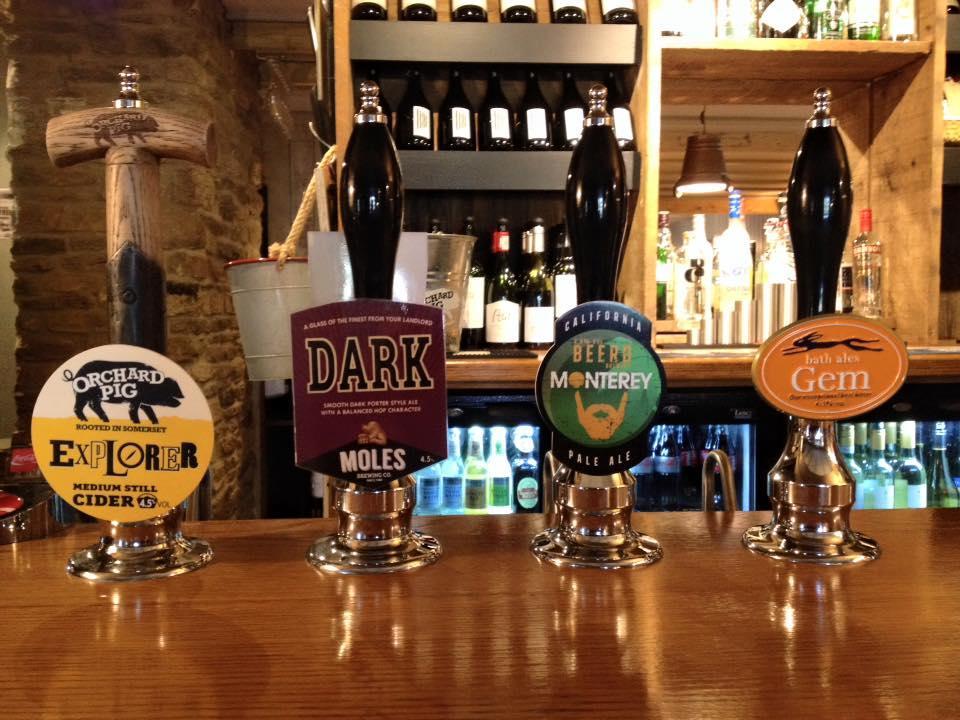 Pear Tree Inn Whitley Bagian luar foto