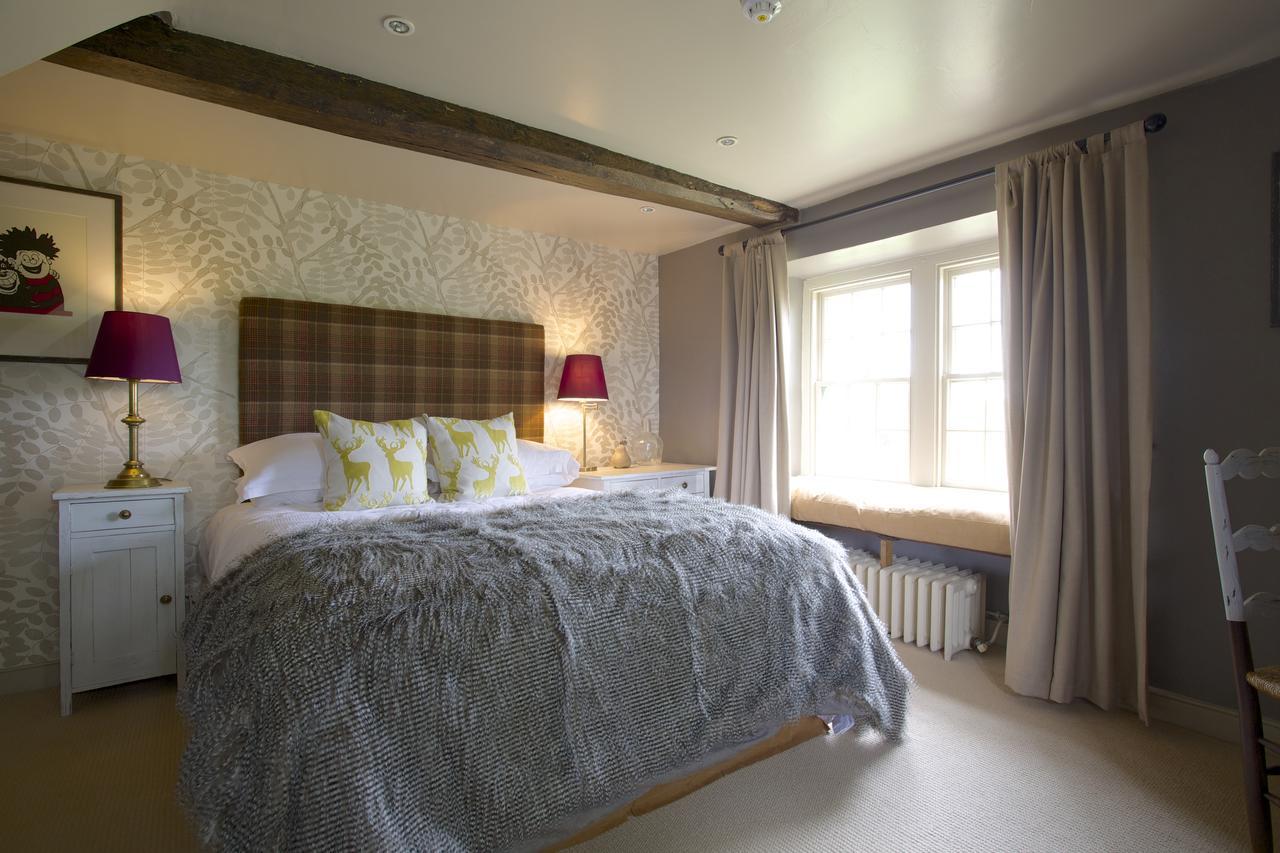 Pear Tree Inn Whitley Bagian luar foto